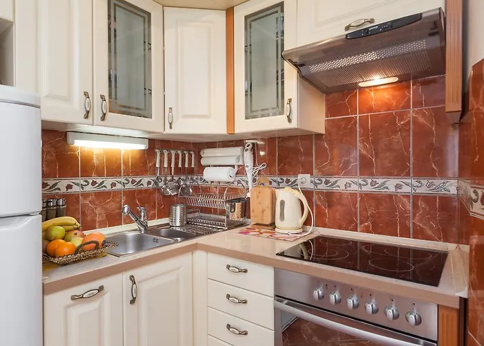 Kalalarga Deluxe- Centre&balcony Makarska