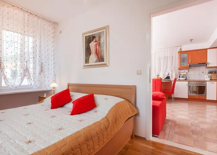 Kalalarga Deluxe- Centre&balcony Appartamento