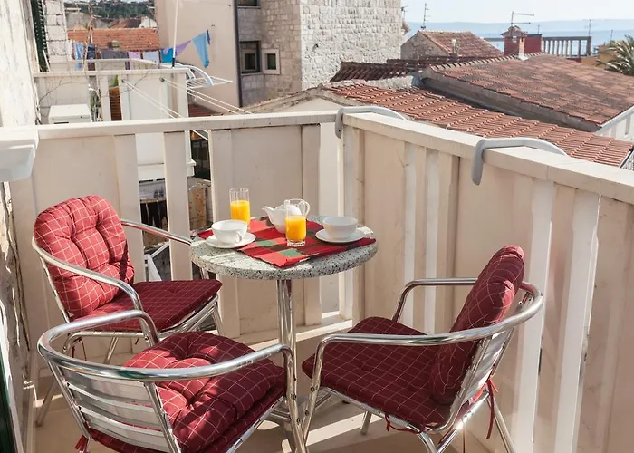 Kalalarga Deluxe- Centre&balcony * Makarska