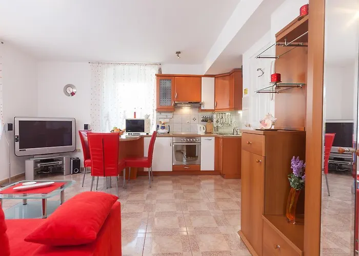 Kalalarga Deluxe- Centre&balcony *